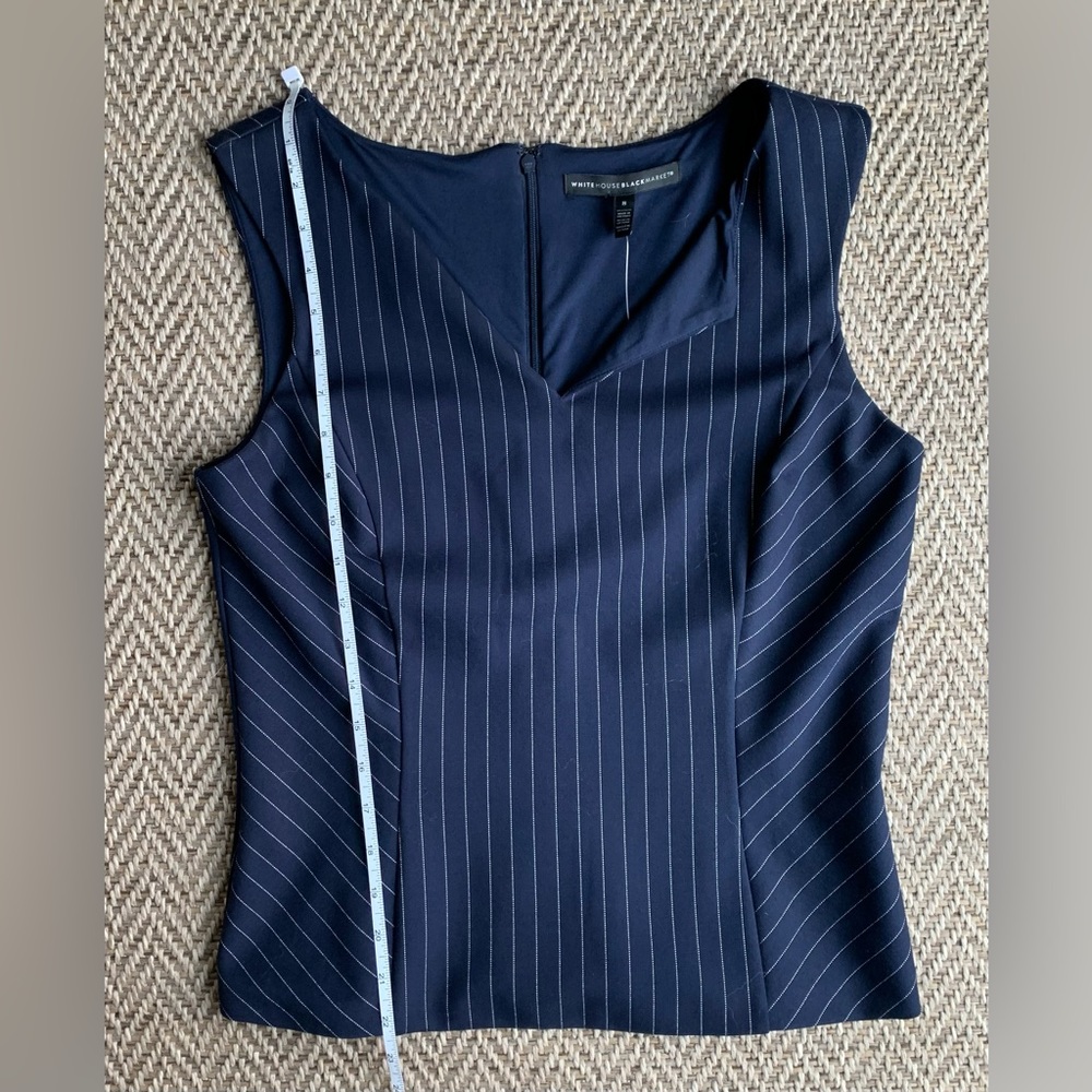 White House Black Market Sleeveless Navy Blue Pinstripe Bodice Top, size 8